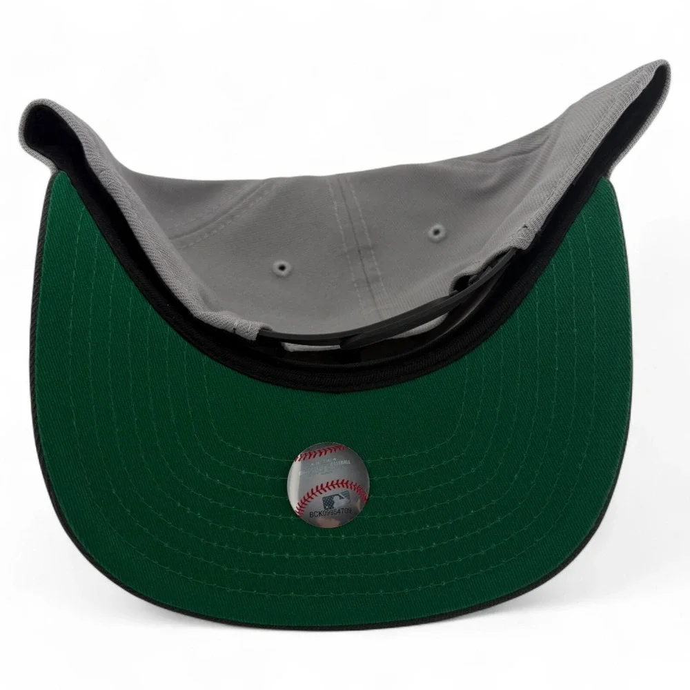 New Era Atlanta Braves MLB Grey A-Frame 9FIFTY Snapback Adjustable Hat Cap
